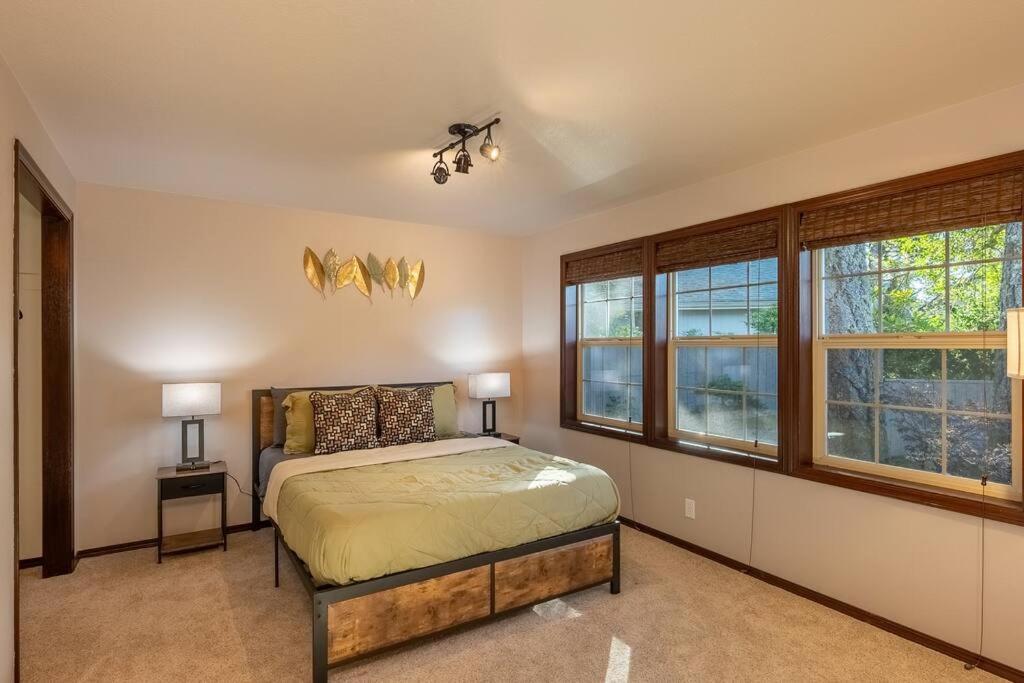 Comfy 4B/2B Home Near Dunes & Ocean! Pet Friendly! Florence Dış mekan fotoğraf